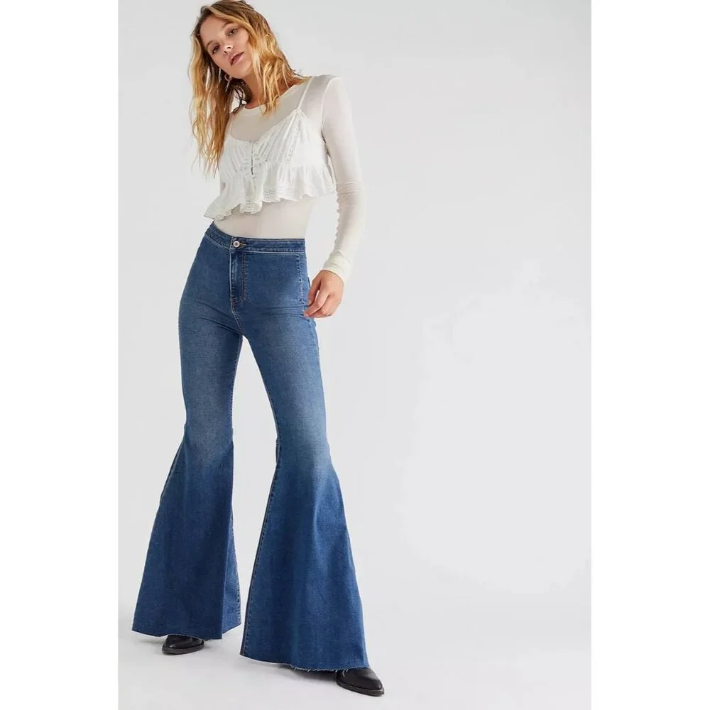 We The Free People Just Float On Flare Jeans Women's 26 Raw Hem High Rise - Picture 2 of 10
